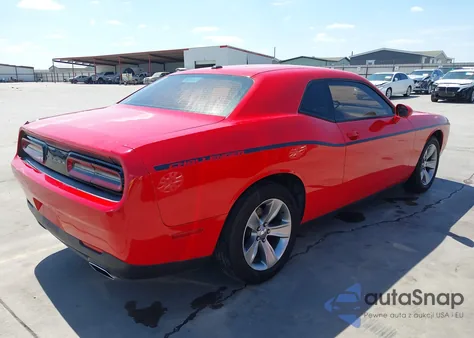 2016 Dodge Challenger Sxt z USA, uszkodzony, nr VIN 2C3CDZAG6GH137763